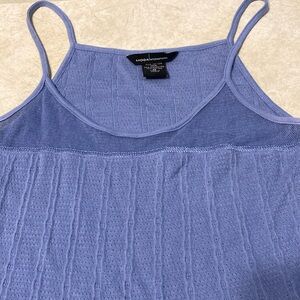 Moda International size medium tank like new